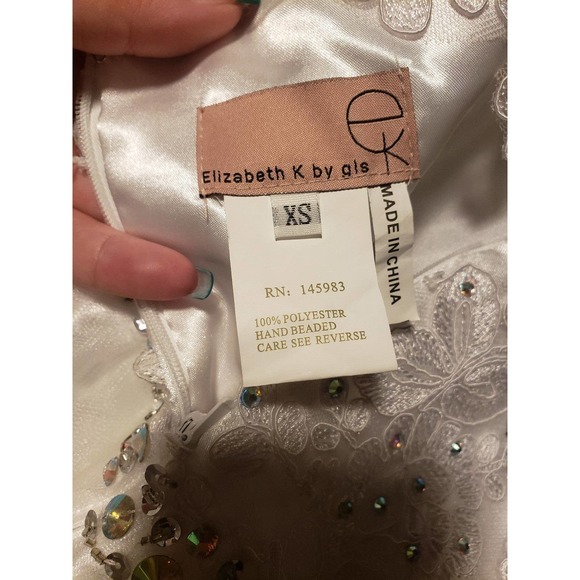 Gorgeous white hand sewn beaded lace dress size extra small by Elizabeth koh - Picture 8 of 8